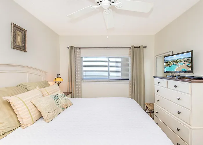 Emerald Isle Gulf Front 2b - 1105 Pensacola